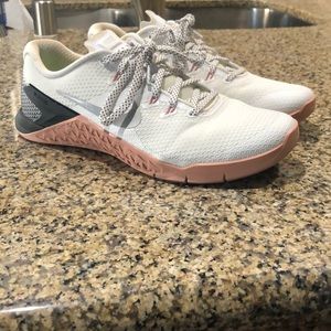 Nike Metcon 4 Women’s Training shoe